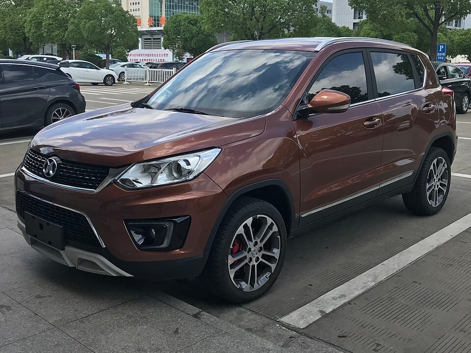 BAIC X3