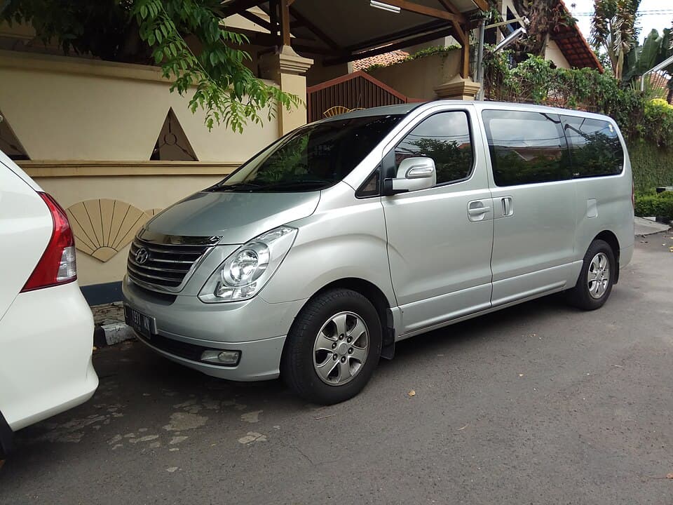 Hyundai H-1