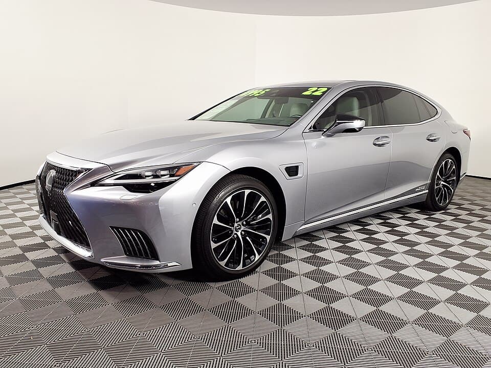 Lexus LS