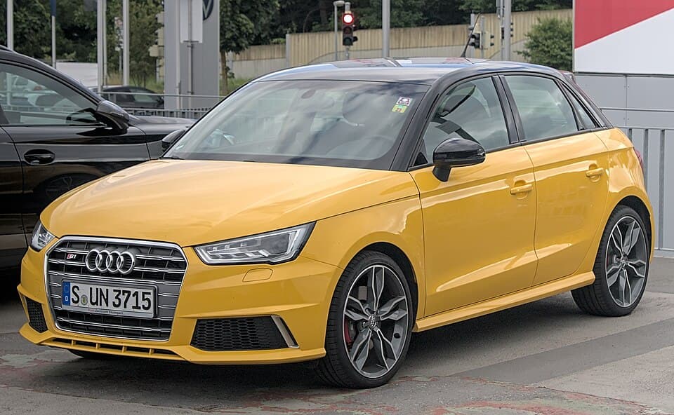 Audi S1